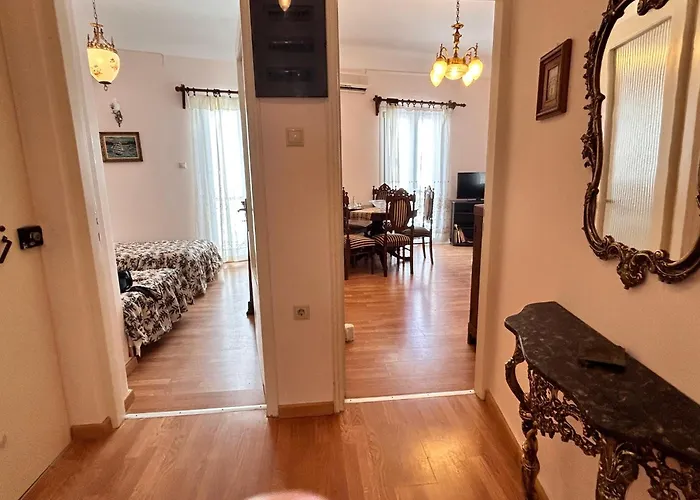 Leonardo 's House Tínos